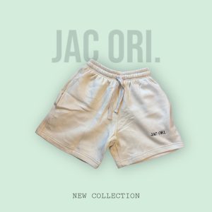 JAC ORI. Beige shorts