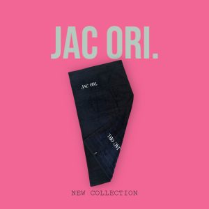 JAC ORI. Black towels